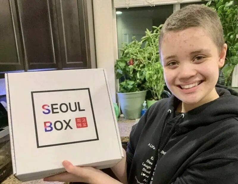 Korean subscription box SeoulBox Signature\